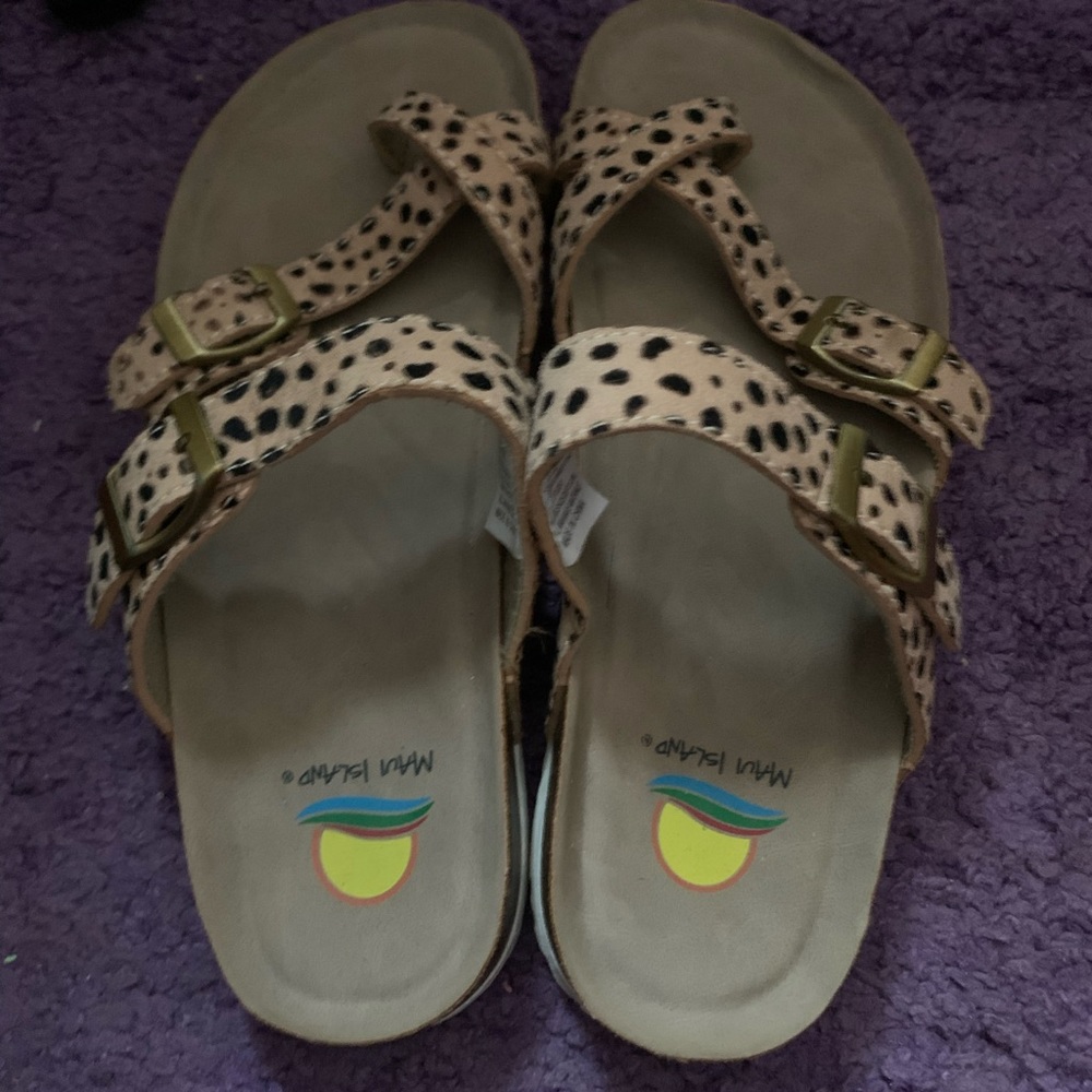 Maui Island Summertime Cross-toe Sandal